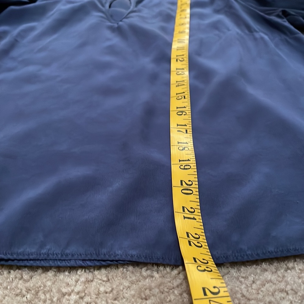 100% SILK - Picture 4 of 9